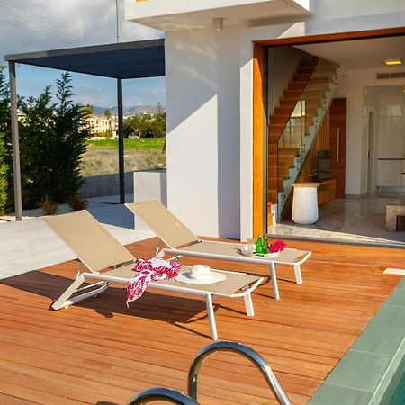 Villa Laurus 6, Walking Distance To The Beach Paphos Bagian luar foto